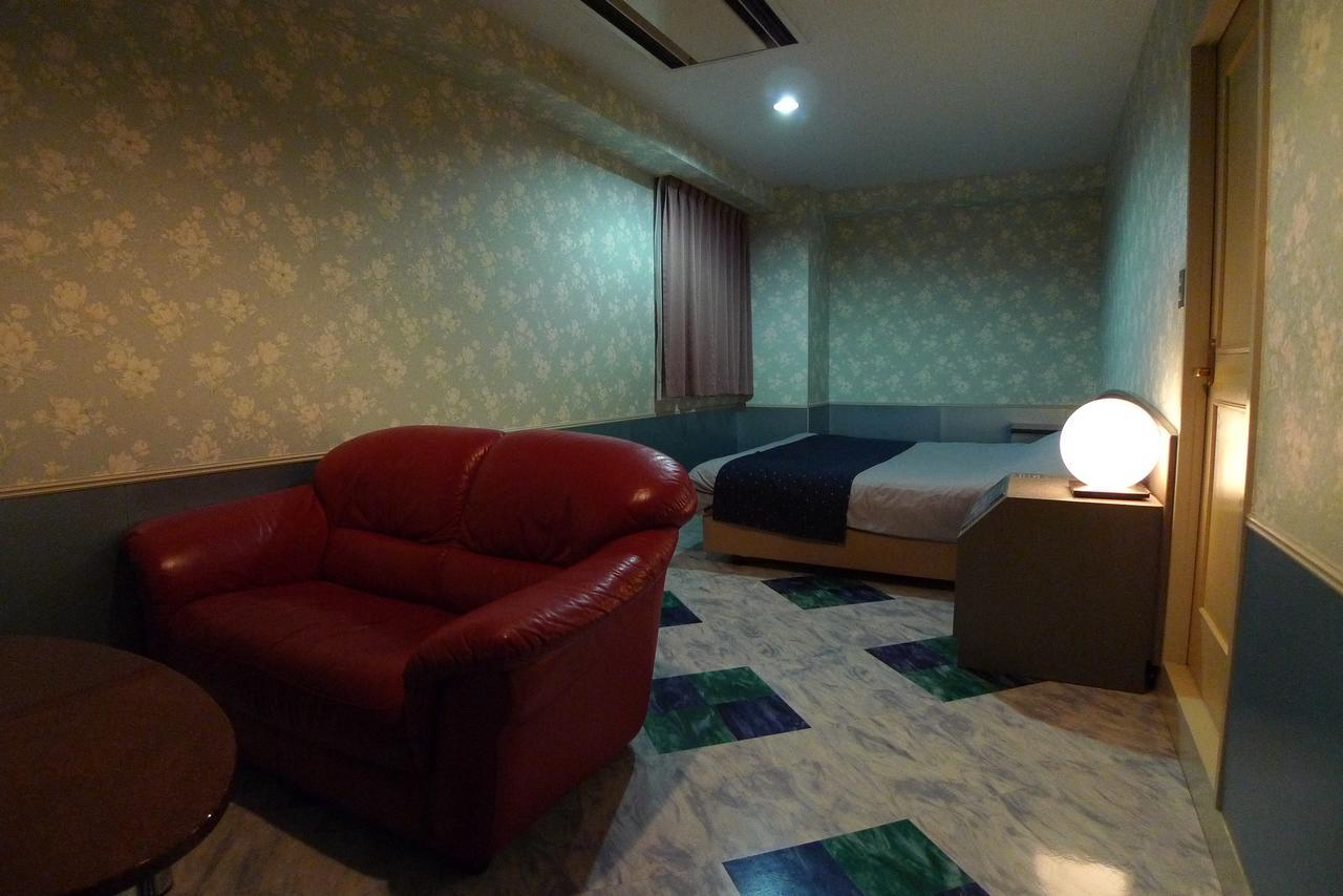 GOLF Nirasaki Inter Hotel Bagian luar foto